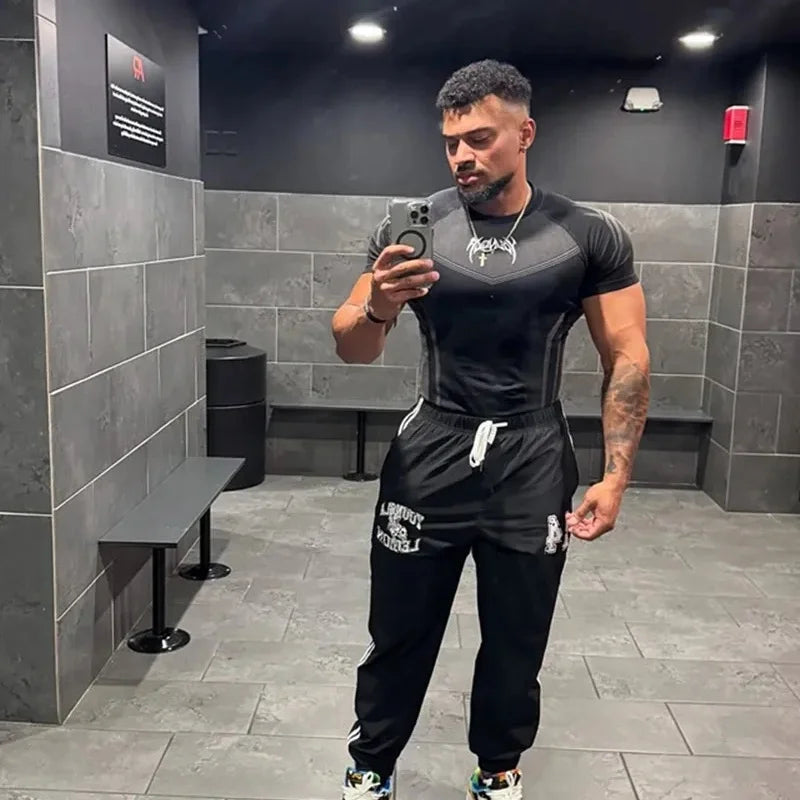 2025 YOUNGAL New Men's Fitness T-shirts clothing sports Tshirt tights high elastic training short sleeve fitness man clothing